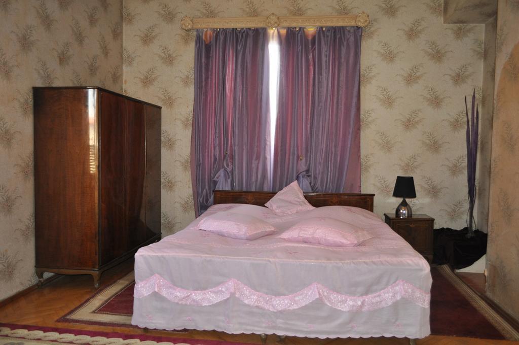 Guest House Cico Telavi Exteriér fotografie
