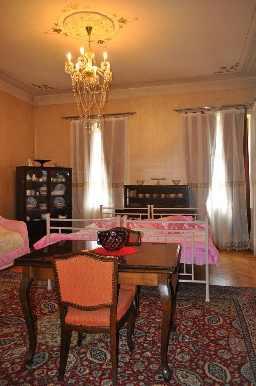 Guest House Cico Telavi Exteriér fotografie