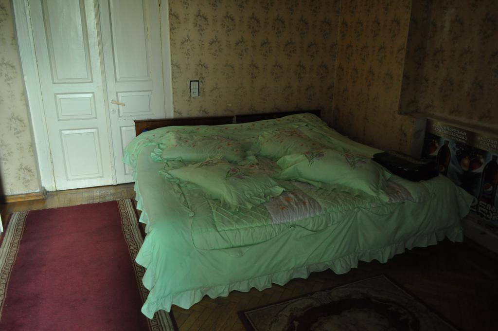 Guest House Cico Telavi Exteriér fotografie